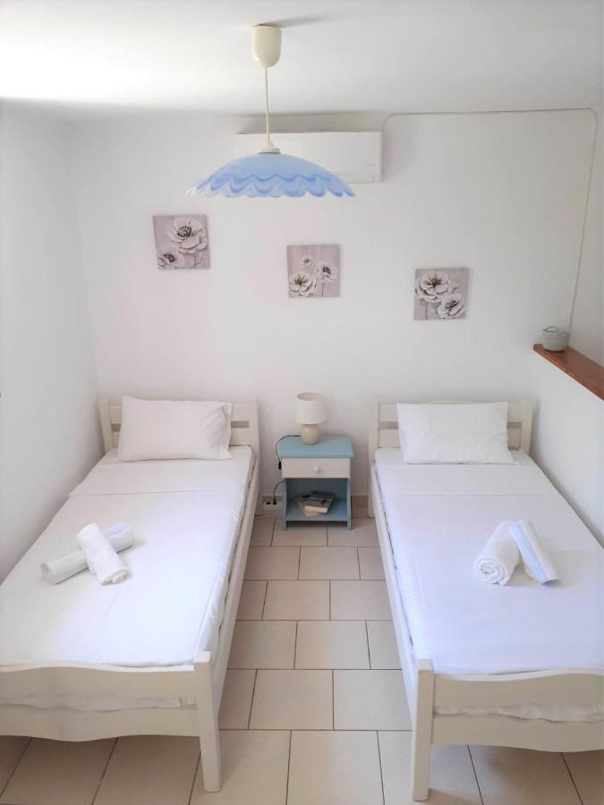 Daphnes Apartments Ratzaklion Екстер'єр фото